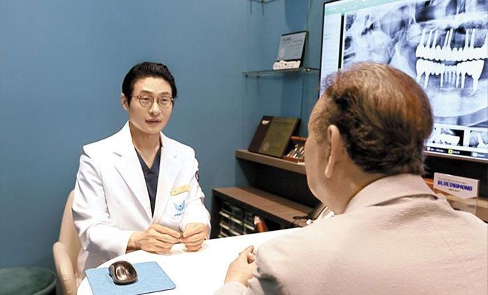 강남역치과 언론이 주목하는 하루플란트치과 변성만 대표원장