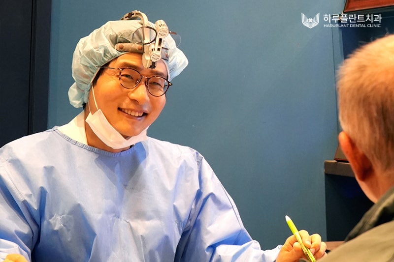 임플란트 뼈이식 통증 없이 치료 가능한 1가지 방법