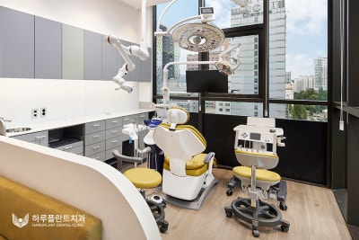 임플란트 수명 오래 유지하려면 이렇게 하세요 사진 9