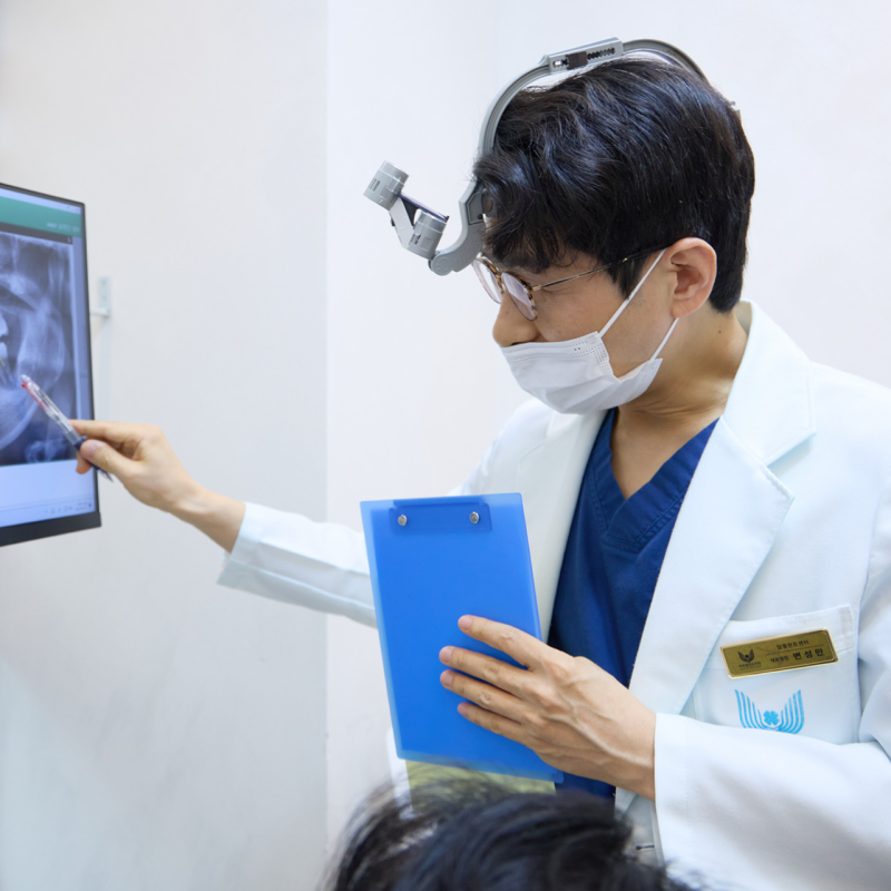 뼈이식 없이 임플란트 하면 안 되나요? 임플란트 뼈이식에 대해 하루플란트가 답해드립니다! 사진 6