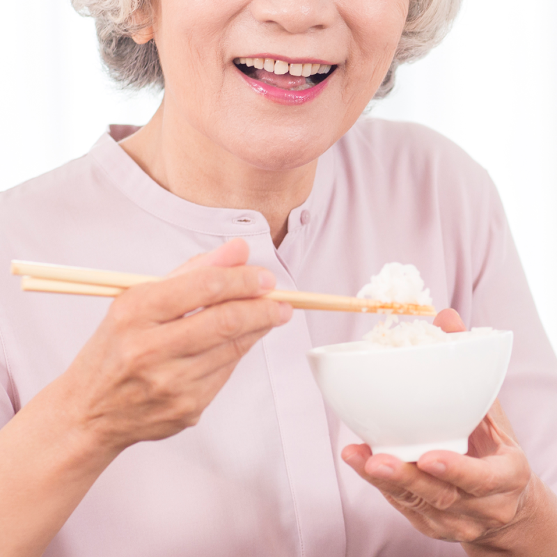 임플란트 치료 미룰수록 치매 발병률이 증가한다? 하루플란트에서 미리 예방하세요! 사진 4